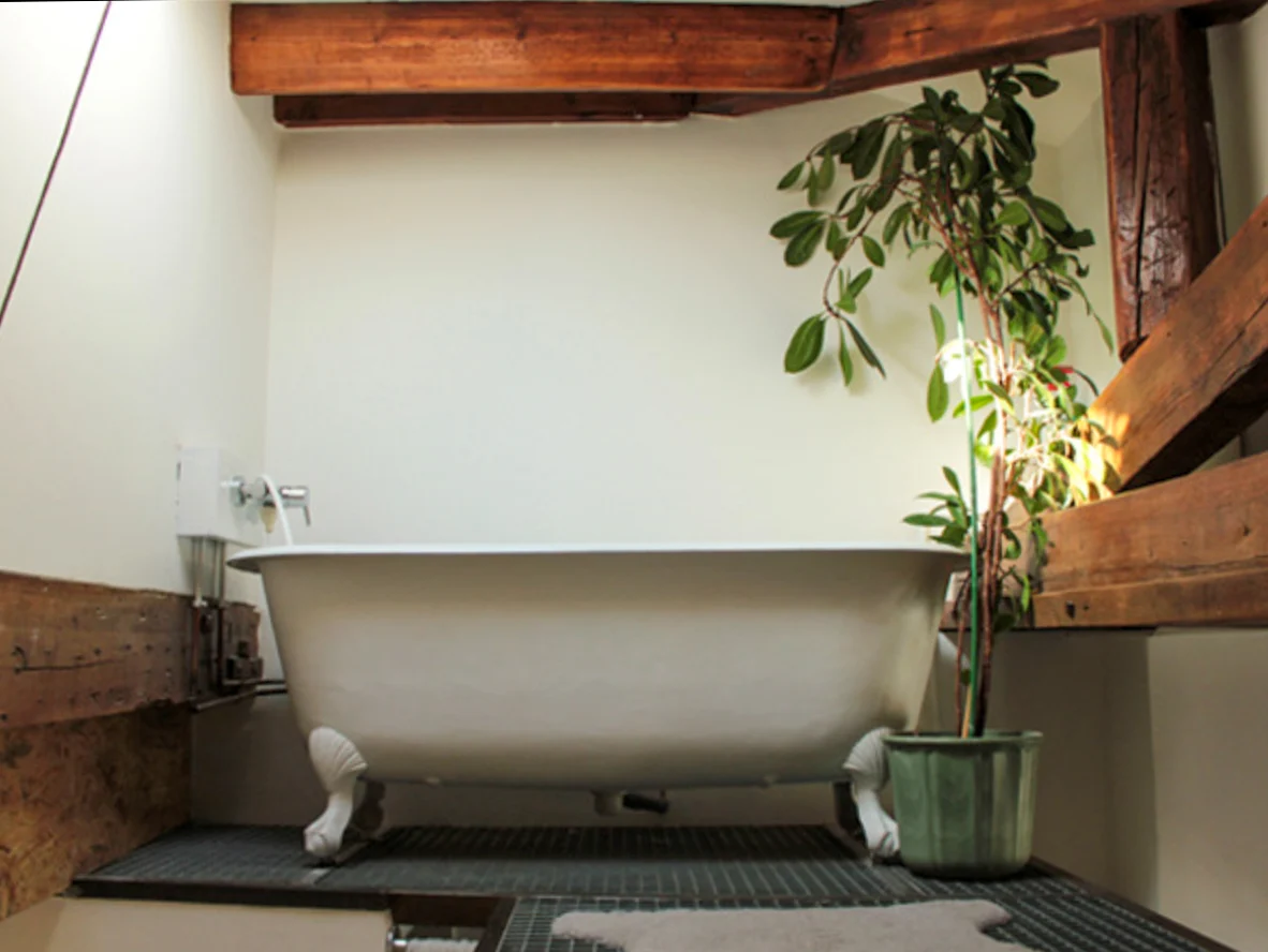 Duplex compact près de la place des Vosges · 02